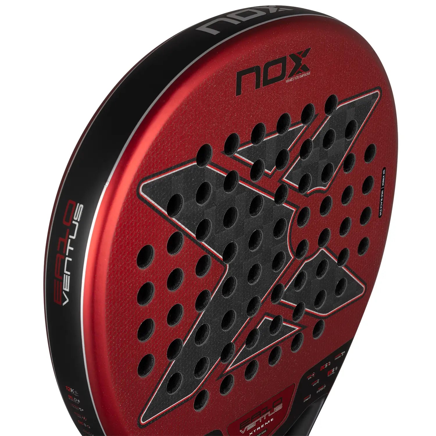 Slagoppervlak Nox EA10 Ventus Hybrid 12K Xtreme 2026 – Edu Alonso Edition. Traanvormig padelracket met 12K Carbon, Multilayer Black EVA-kern en 3D Rough Surface voor veelzijdig en krachtig spel.