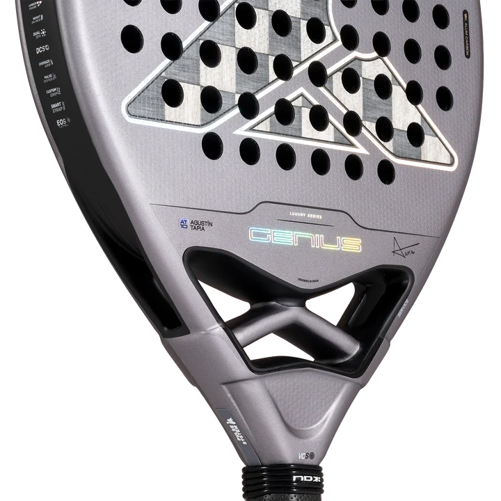 Detail kaderlicht grijs padel racket Nox Genius 18k 2027