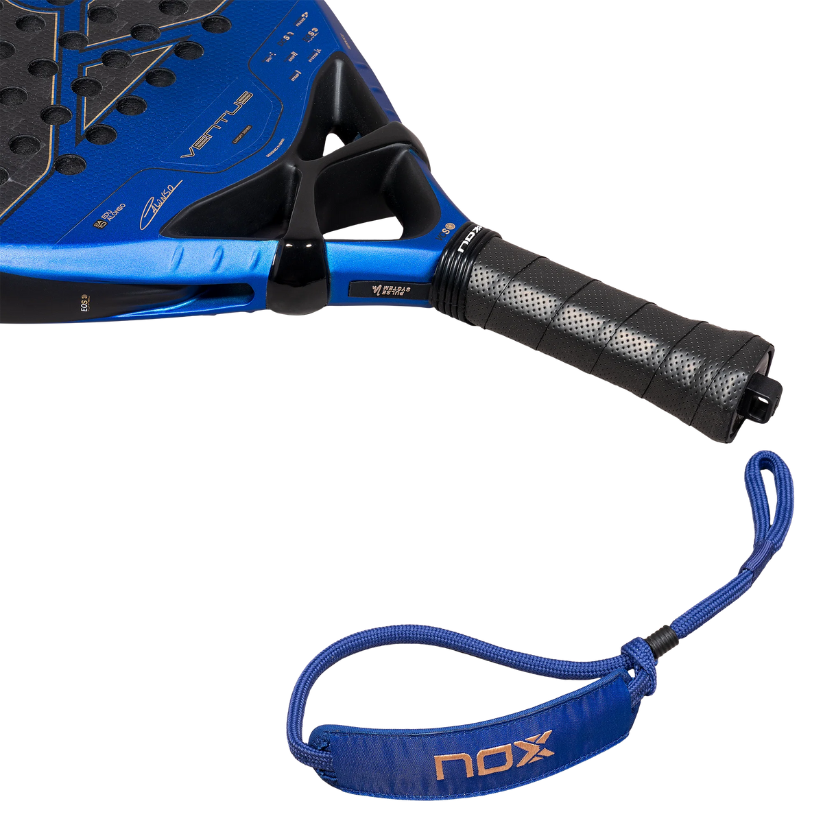 Handvat blauw padel racket Nox Ventus Hybrid 12k 2027 by Edu Alonso met afneembaar koordje