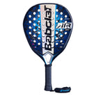 Vooraanzicht Babolat Air Viper padel racket, donker blauw van kleur met een verticale witte streep over het midden waar het merk Babolat in het zwart geschreven staat.