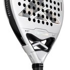 Detail kader licht grijze padel racket Nox Genius 12k 2027