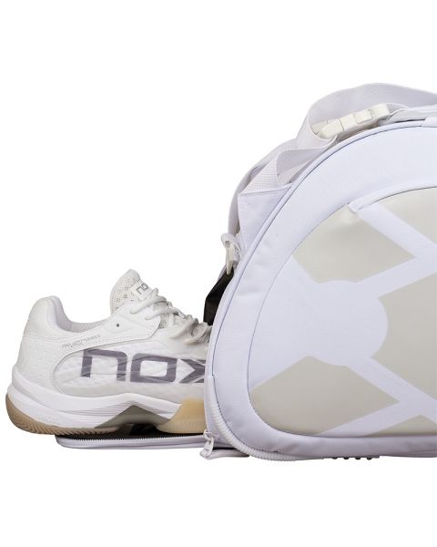 Schoenvak witte Nox padel tas met gouden Nox logo