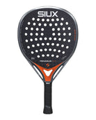 Vooraanzicht Siux Pegasus Pro 2026 Lava Orange | Professioneel padelracket met 12K Carbon, EVA Pro-kern en 3D-textuur. 