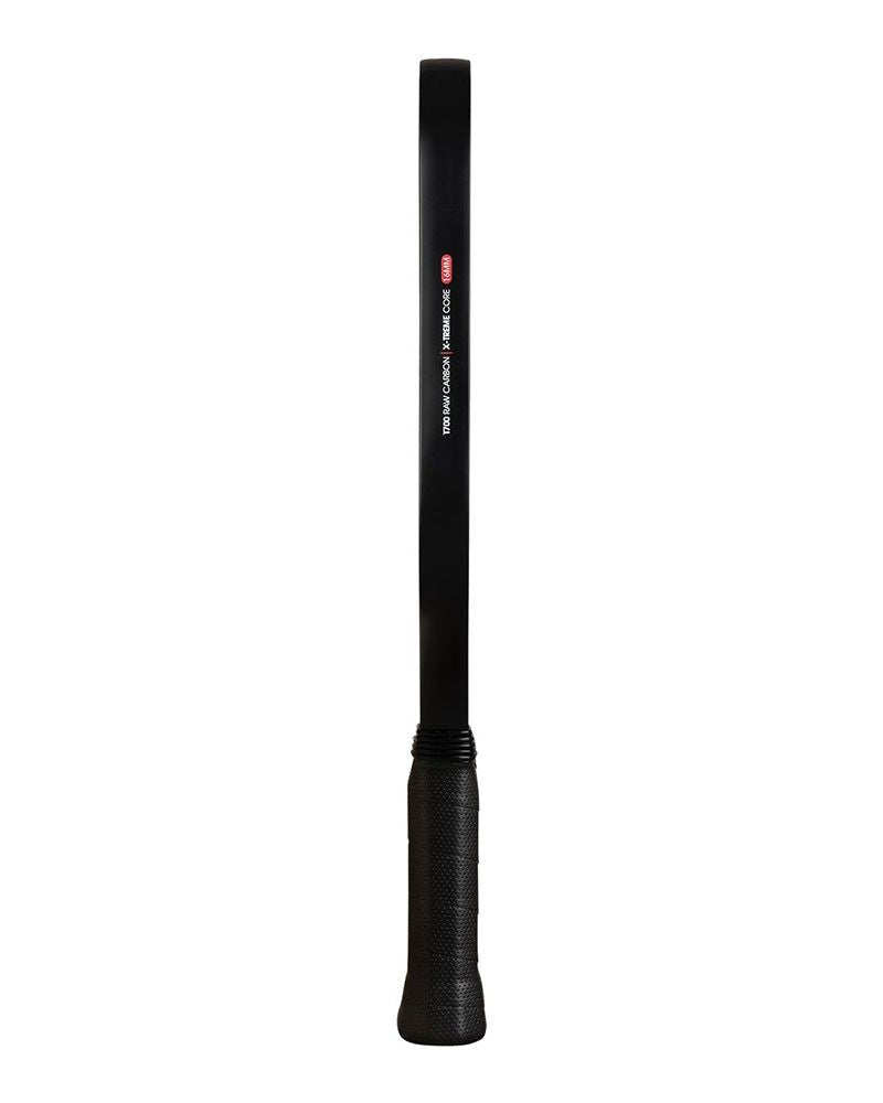 Zijaanzicht Nox X-Foam Tempus 16 mm pickleball paddle zwart met wit Nox logo.