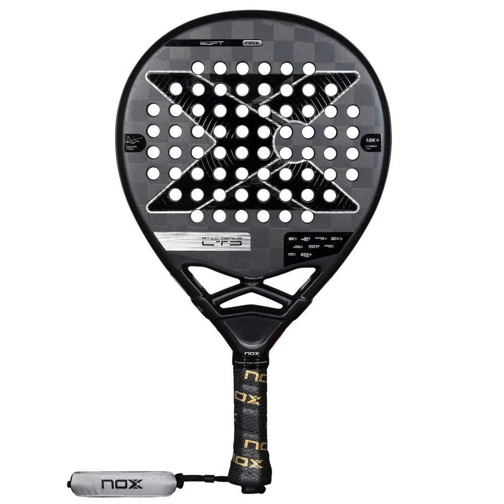 NOX AT Genius LTD Edition 2025 padelracket in vooraanzicht, grijs ontwerp met zwart X-logo en zilveren randen, druppelvormig en gemaakt van 18K carbon